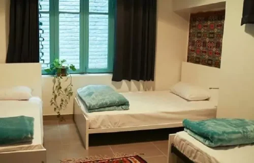 اقامت دلنشین در مهمانسرای مشهد با استانداردهای ویژه ایران چارتر