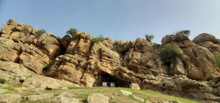 غار کلدر لرستان؛ سفر به زیستگاه نخستین انسان هوشمند
