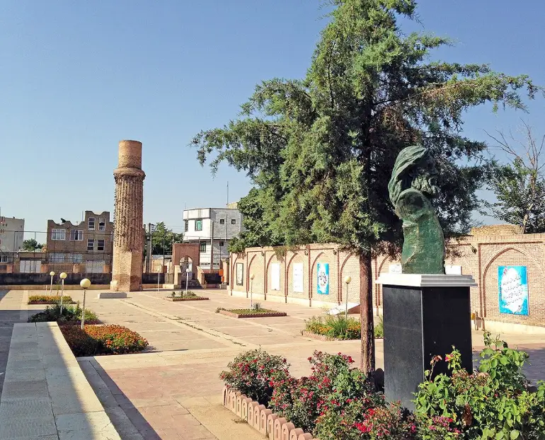 آرامگاه شمس تبریزی؛ در جستجوی خورشیدی که غروب نکرد