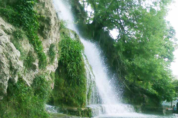 کشف زیبایی‌های پنهان در محله بالات استانبول: سفر به تاریخ و هنر