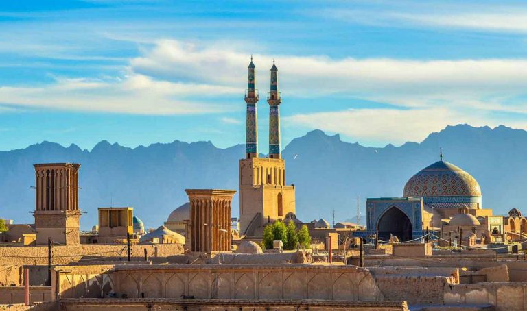 گشت در دل تاریخ یزد: کشف جاذبه‌های بی‌نظیر و پنهان